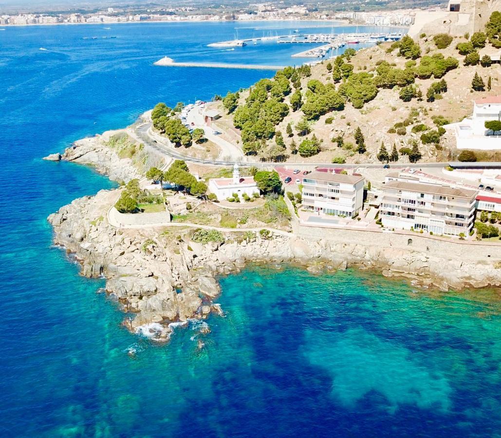 Magnifique Appartement En Front De Mer, Caneylles Roses Exterior foto