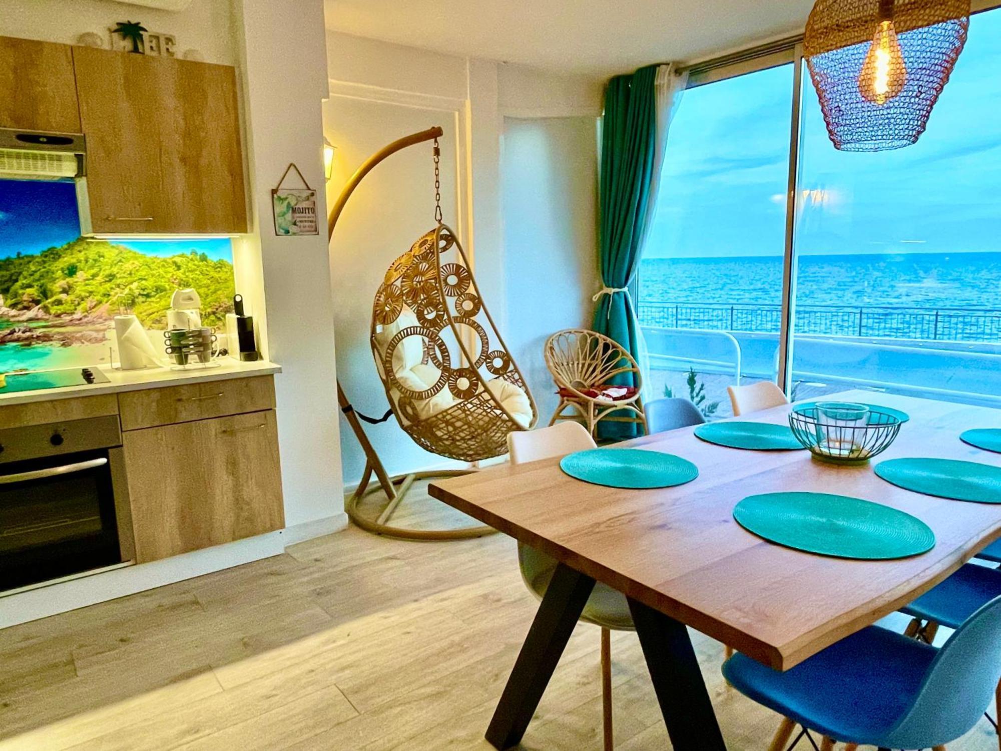 Magnifique Appartement En Front De Mer, Caneylles Roses Exterior foto